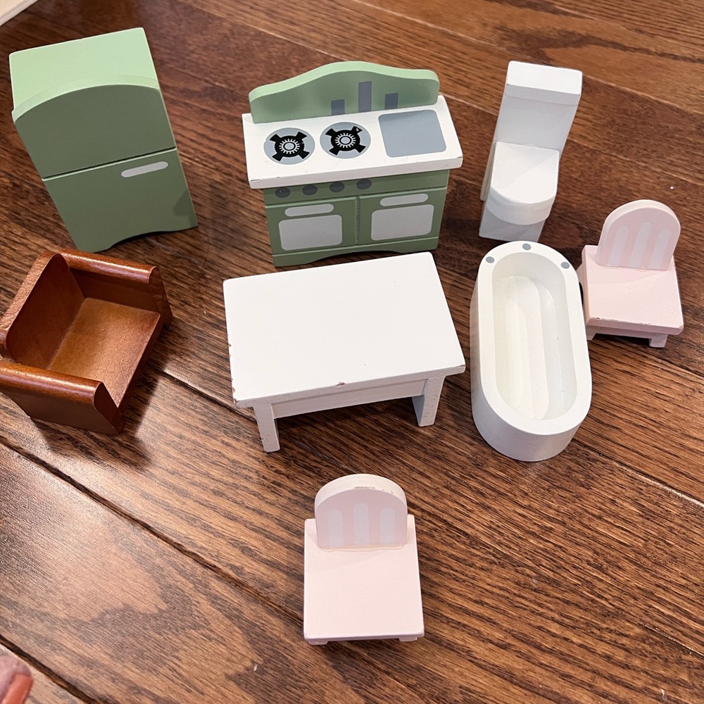 Pottery barn dollhouse furniture